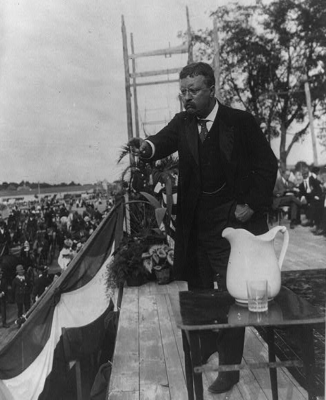 Theodore Roosevelt in Concord, NH, 1907.